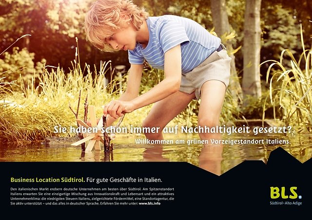 BLS-Junge-mit-Wasserrad-Foto-Erik-Dreyer.jpg